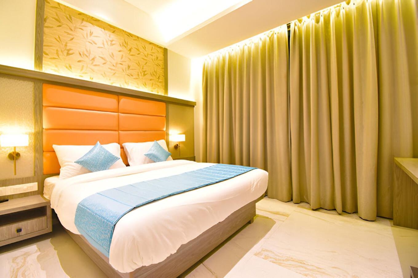 Glitz Hotels La Dahlia - Premium Тане Екстериор снимка